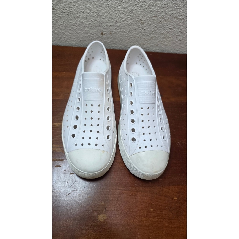 Native Jefferson Shoes Mens 6 Womens 8 White Slip On Perforated EVA Sneakers